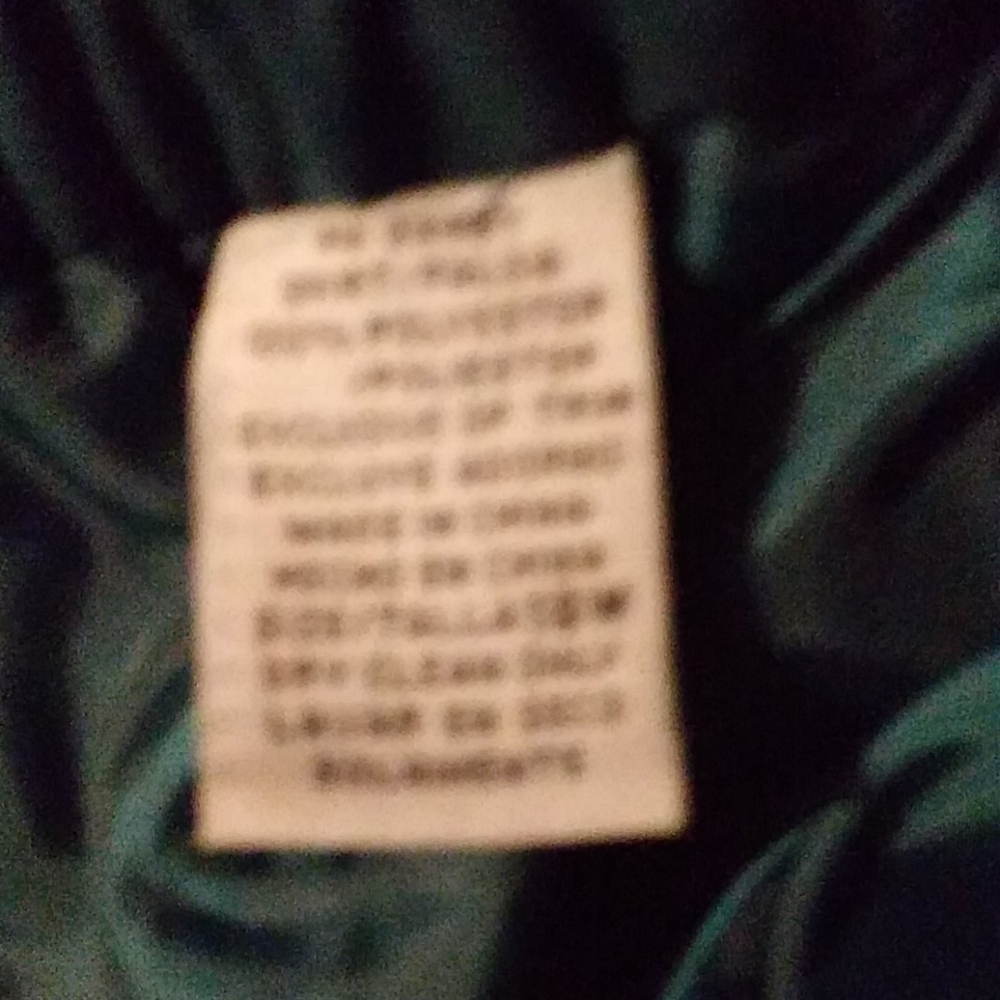 COPY - W42 L36 chest 48 Gorgeous green 2pc. Skirt… - Picture 5 of 5